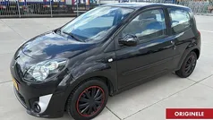 Zwart Gebruikt 2008 Renault Twingo Dynamique Hatchback | € 4.395 (Eerlijke prijs)