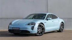 Blauw Gebruikt 2022 Porsche Taycan Performance Package Sedan | € 57.911 (Super prijs)