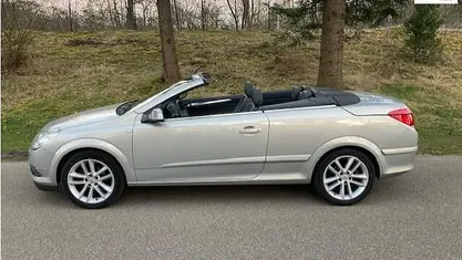 Occasion Opel Astra Cabriolet 140 PK (102 kW) 2007 Grijs Cabriolet