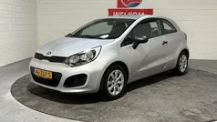 Grijs Gebruikt 2012 Kia Rio Hatchback | € 4.950 (Super prijs)