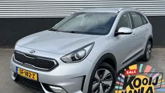 Grijs Gebruikt 2018 Kia Niro SUV | € 16.750 (Eerlijke prijs)