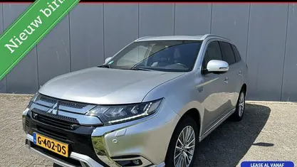 Occasion Mitsubishi Outlander Instyle 135 PK (99 kW) 2019 Grijs SUV