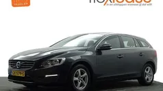 Grijs metallic Gebruikt 2015 Volvo V60 Comfort Stationwagen | € 7.900 (Eerlijke prijs)