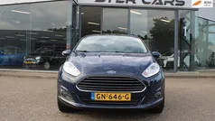 Blauw Gebruikt 2015 Ford Fiesta Titanium Hatchback | € 5.800 (Eerlijke prijs)
