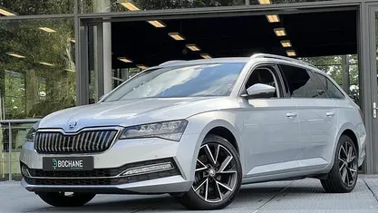 Occasion 2022 Skoda Superb Business Line Stationwagen | € 21.700 (Super prijs)