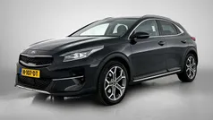 Donker zwart metallic Gebruikt 2020 Kia XCeed SUV | € 17.340 (Eerlijke prijs)