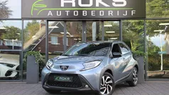 Grijs Gebruikt 2024 Toyota Aygo Envy Hatchback | € 21.850 (Eerlijke prijs)