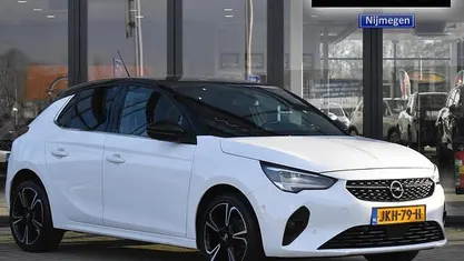 Occasion Opel Corsa Ultimate 102 PK (75 kW) 2023 Wit Hatchback