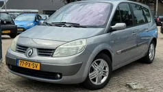 Beige Gebruikt 2005 Renault Grand Scénic II Luxe MPV | € 1.999 (Eerlijke prijs)