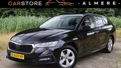 Zwart Gebruikt 2024 Skoda Octavia Business Line Stationwagen | € 27.950 (Goede deal)