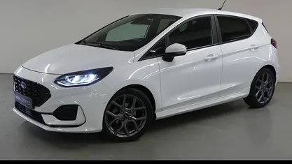 Wit Gebruikt 2023 Ford Fiesta ST-Line X Hatchback | € 18.950 (Eerlijke prijs)