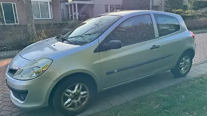 Occasion 2007 Renault Clio II Hatchback | € 1.200 (Eerlijke prijs)