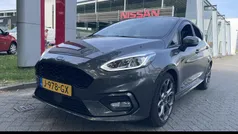 Grijs Gebruikt 2020 Ford Fiesta ST-Line Hatchback | € 15.900 (Eerlijke prijs)