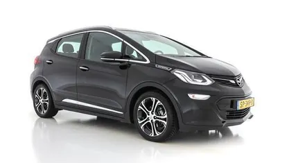 Black meet kettle metallic (zwart metallic) Gebruikt 2018 Opel Ampera Business Hatchback | € 13.345 (Eerlijke prijs)
