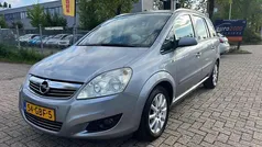 Grijs Gebruikt 2008 Opel Zafira MPV | € 2.750 (Eerlijke prijs)