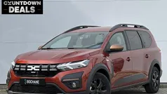 Bruin Gebruikt 2024 Dacia Jogger Extreme MPV | € 27.195 (Eerlijke prijs)