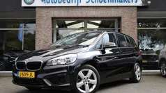 Zwart Gebruikt 2017 BMW 220 Executive Stationwagen | € 14.485 (Eerlijke prijs)