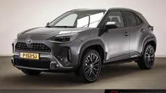 Grijs Gebruikt 2022 Toyota Yaris Cross SUV | € 28.695 (Eerlijke prijs)