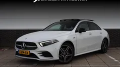 Wit Gebruikt 2021 Mercedes A250 Business Sedan | € 30.885 (Eerlijke prijs)
