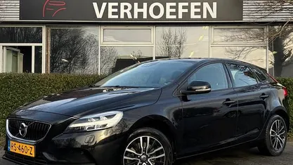 Occasion 2018 Volvo V40 Hatchback | € 13.950 (Eerlijke prijs)