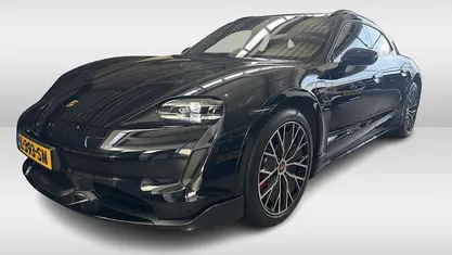 Occasion Porsche Taycan Cross Turismo 461 kW (627 PK) 2021 Zwart SUV