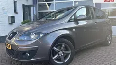 Grijs Gebruikt 2014 Seat Altea I-Tech MPV | € 7.499 (Eerlijke prijs)