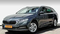 Grijs Gebruikt 2021 Skoda Octavia Business Line Stationwagen | € 14.850 (Eerlijke prijs)