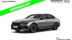 Gebruikt 2023 BMW 550e M Sport Sedan | € 72.875 (Goede deal)