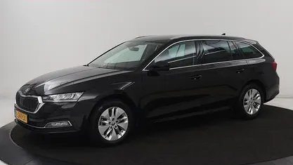Occasion 2021 Skoda Octavia Business Line Stationwagen | € 11.900 (Eerlijke prijs)