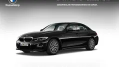 Zwart Gebruikt 2021 BMW 318 Executive Sedan | € 33.950 (Eerlijke prijs)