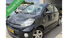 Zwart Gebruikt 2009 Daihatsu Sirion Hatchback | € 1.999 (Goede deal)