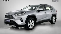 Grijs Gebruikt 2020 Toyota RAV4 Hybrid Active SUV | € 31.945 (Eerlijke prijs)