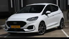 Wit Gebruikt 2023 Ford Fiesta ST-Line Hatchback | € 19.495 (Eerlijke prijs)