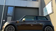 Bruin Gebruikt 2010 Mini ONE Business Hatchback | € 4.945 (Eerlijke prijs)