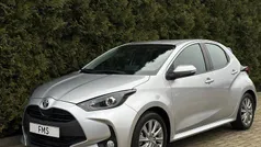Zilver Gebruikt 2022 Toyota Yaris Hybrid Active Hatchback | € 20.890 (Eerlijke prijs)