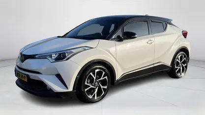 Gebruikt 2019 Toyota C-HR SUV | € 20.880 (Eerlijke prijs)