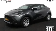 Grijs Gebruikt 2024 Toyota C-HR Active SUV | € 31.950 (Super prijs)