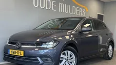 Grijs Gebruikt 2023 VW Polo Business Hatchback | € 21.950 (Eerlijke prijs)