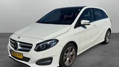 Gebruikt 2017 Mercedes B180 Prestige MPV | € 13.899 (Goede deal)