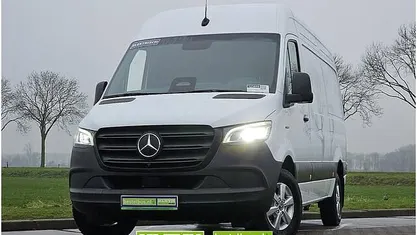 Wit Occasion 2024 Mercedes E-Sprinter Van | € 45.900 (Eerlijke prijs)