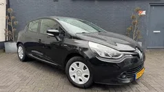 Zwart Gebruikt 2015 Renault Clio IV Night&Day Hatchback | € 6.995 (Eerlijke prijs)