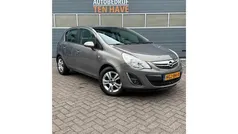 Grijs, metallic lak Gebruikt 2012 Opel Corsa Hatchback | € 4.999 (Eerlijke prijs)