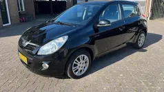 Zwart Gebruikt 2011 Hyundai i20 Hatchback | € 6.450 (Eerlijke prijs)