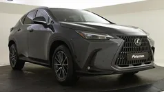 Grijs Gebruikt 2023 Lexus NX450h+ Luxury Line SUV | € 52.899 (Eerlijke prijs)