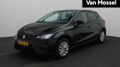 Zwart Gebruikt 2022 Seat Ibiza Business Hatchback | € 16.400 (Eerlijke prijs)