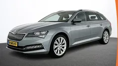 Grijs Gebruikt 2020 Skoda Superb Business Line Stationwagen | € 19.890 (Goede deal)