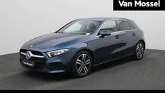 Blauw Gebruikt 2021 Mercedes A180 Business Hatchback | € 23.900 (Super prijs)