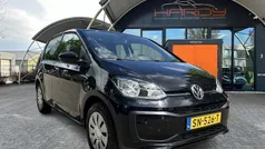 Zwart Gebruikt 2018 VW up! move up! Hatchback | € 8.880 (Eerlijke prijs)