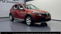 Rood Gebruikt 2010 Dacia Sandero Stepway Hatchback | € 3.450 (Eerlijke prijs)