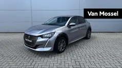 Grijs Gebruikt 2021 Peugeot e-208 Allure Hatchback | € 15.940 (Goede deal)